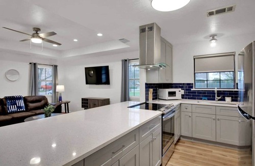 Taylor House | Peppercorn Blue in Taylor TX