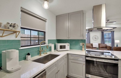 Taylor House | Peppercorn Teal in Taylor TX