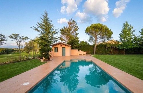 Perelada Villa | Peralada Pearl: where vacations become tradition.