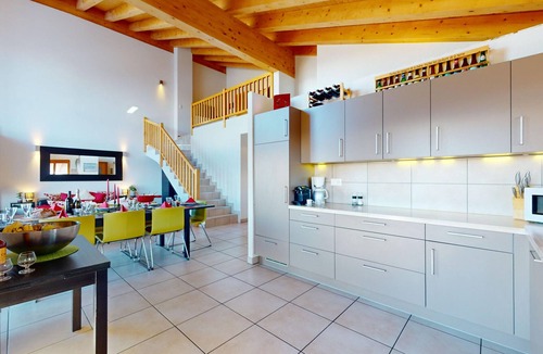 Veysonnaz Apartment | Perce Neige PN H - VIEW & CENTER Apartment 10 per
