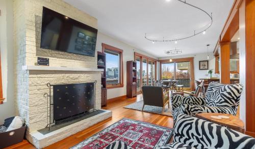 Lower Queen Anne House | Perch - Aloha Viewpoint