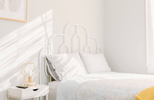 Dixon Park House | Perch 𓆱 BnB, 3/1 + yoga rm in Victorian Dist East