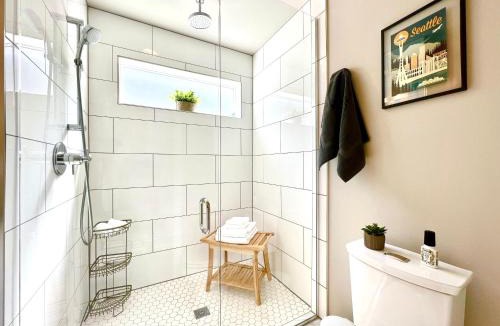 Broadway House | Perch - Capitol Luxe Two