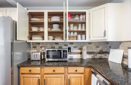 Kenmore House | Perch - Hot tub Forest Retreat