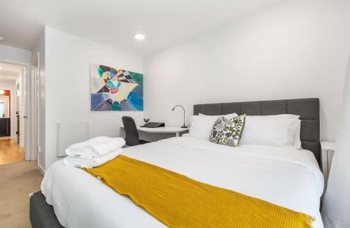 Minor House | Perch - Marion Manor 16