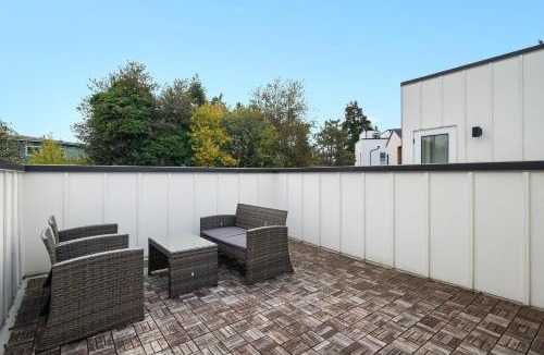 Windermere House | Perch - Sand Point Haven