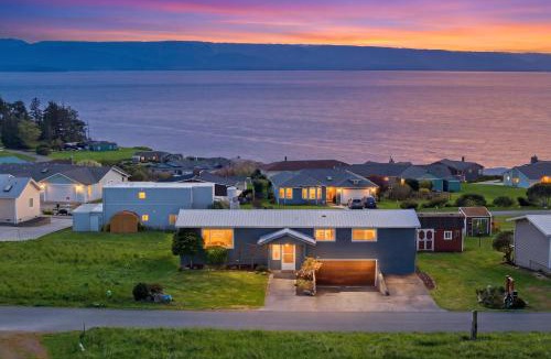 Oak Harbor House | Perch - Sierra Retreat 47