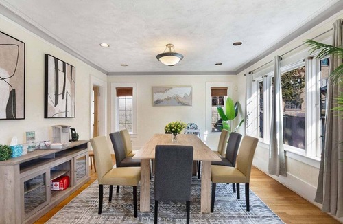 Broadway House | Perch - Vintage Seattle Gem: Spacious, Stylish, Parking