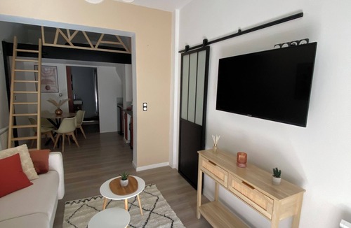 Ault Apartment | Perched cabin
