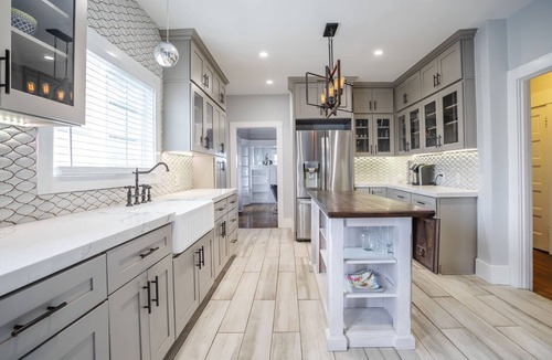 Silver Lake House | Perched in Paradise: LA Living at Its Best!