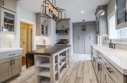 Silver Lake House | Perched in Paradise: LA Living at Its Best!