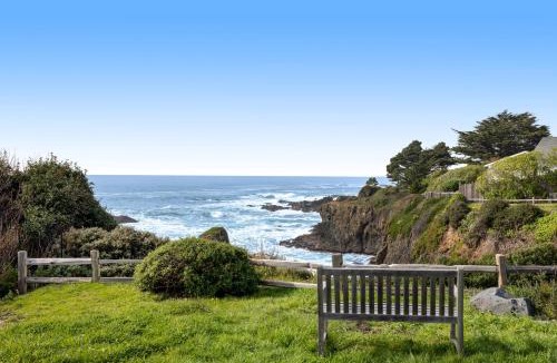 Mendocino House | Perched on the Bluff - Main Home