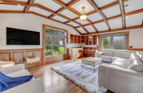 Mendocino House | Perched on the Bluff - Main Home