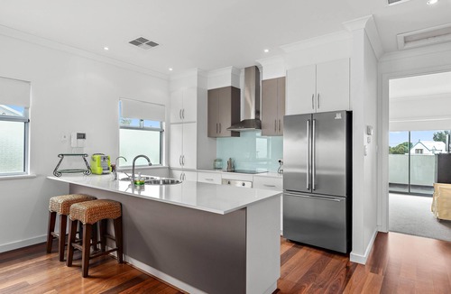 Port Willunga House | Percival Point ~ Port Willunga - Sweeping Pt. Willunga Sea Views