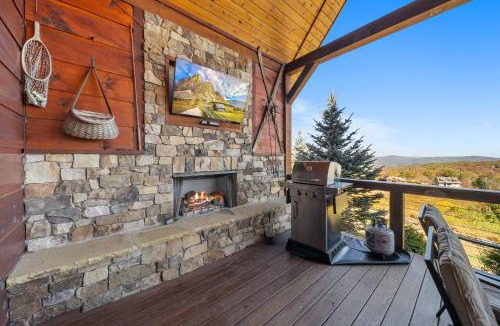 Elk Park House | Peregrine's Perch at Eagles Nest