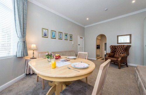 Brondesbury Park Hotel | Perfect 1 BR on Willesden Green