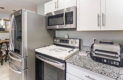 Richmond House | Perfect 10min to Lex 1 king Queen & Bunk#1 Biggest WD made Veteran owned