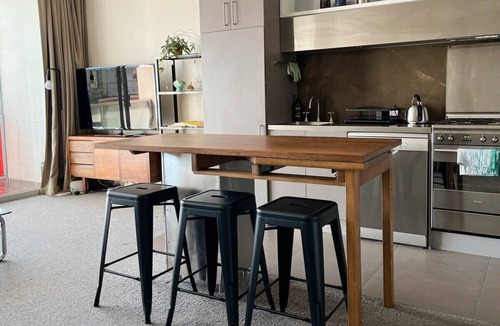 Windsor Apartment | Perfect 1BR Windsor Executive to Explore Melbourne