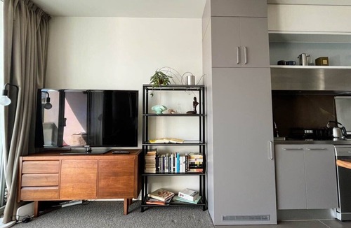 Windsor Apartment | Perfect 1BR Windsor Executive to Explore Melbourne