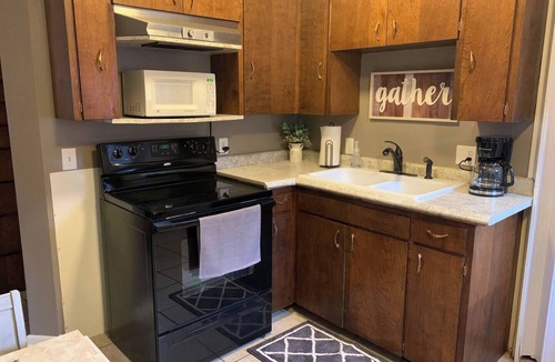 Scottsbluff Apartment | Perfect 2-bedroom apartment with AC in quaint Scottsbluff