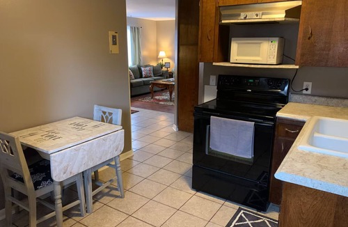 Scottsbluff Apartment | Perfect 2-bedroom apartment with AC in quaint Scottsbluff