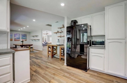 North Auburn House | Perfect 3-bed house with swimming pool, hot tub, pool table, & cold plunge.