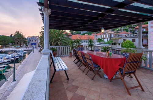 Island Hvar Villa | Perfect 3-bedroom 4 bathrooms villa waterfront with pool, BBQ,panoramic sea view
