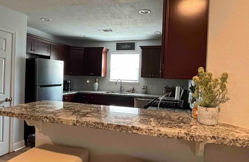 McNair House | Perfect 3-bedroom house with AC in peaceful Baytown