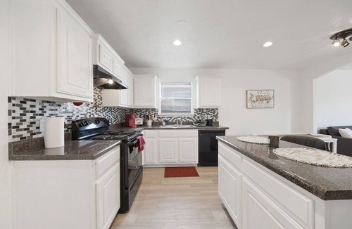 San Antonio House | Perfect 3 bedroom! Near Lackland AFB/Seaworld