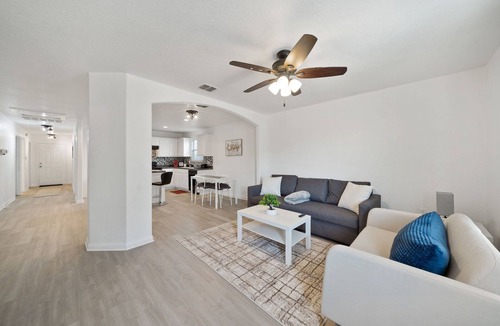San Antonio House | Perfect 3 bedroom! Near Lackland AFB/Seaworld