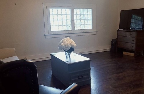 Bellefonte Apartment | Perfect 3rd floor apartment for your next Penn State needs
