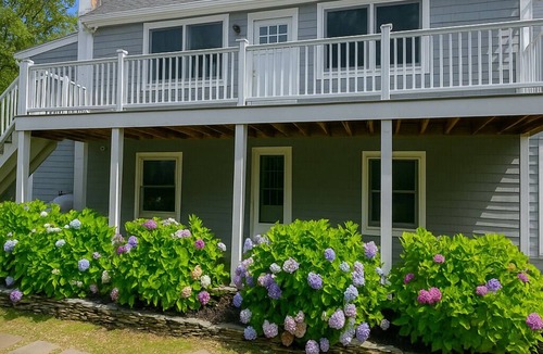 Gloucester House | Perfect 4-bedroom beach house second row on private beach