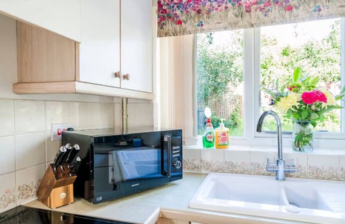 Oadby House | Perfect 4-bedroom house in Oadby for a relaxing stay