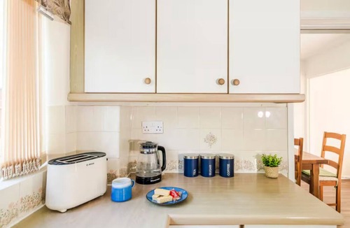 Oadby House | Perfect 4-bedroom house in Oadby for a relaxing stay