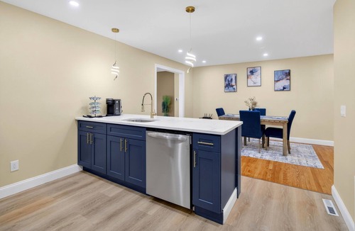 Albany House | Perfect 4-bedroom house with AC in tranquil Albany