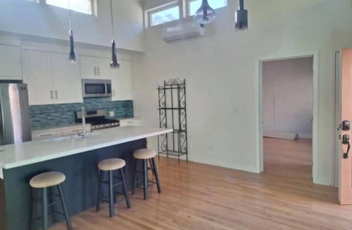 Westwood House | Perfect ADU in Westwood
