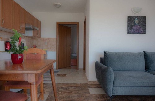 Fazana Apartment | Perfect apartment for 3 with terrace/wifi/pet-friendly