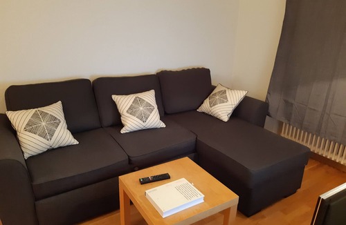 District 4 Apartment | Perfect apartment with WiFi in charming Zürich, central busy area close to HB