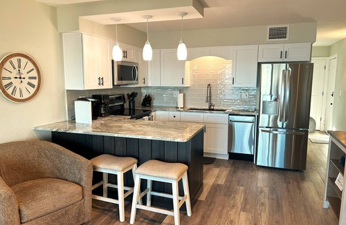 Englewood Condo | Perfect Bayside Condo