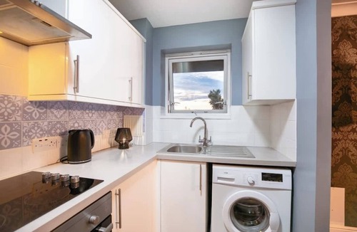 Maidstone Apartment | Perfect Booking | Central, Stylish and Comfortable