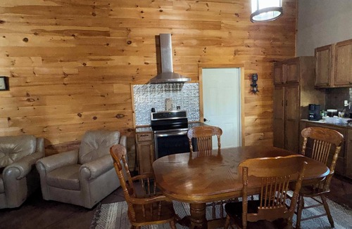 Pineville Cabin | Perfect cabin setting near Elk River - Unit A