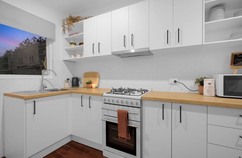 Grange Apartment | Perfect Cosy Beachside Escape