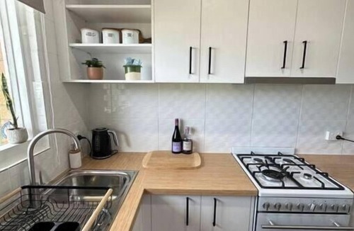 Grange Apartment | Perfect Cosy Beachside Escape