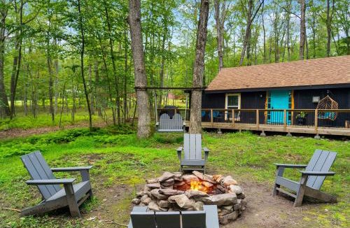 Rowland House | Perfect Couples Cabin Fireplace Firepit & Wine Nearby