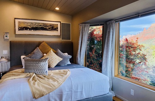 Sedona House | 🌅 Perfect Couples Getaway | Private Hot Tub | Panoramic Red Rock Views