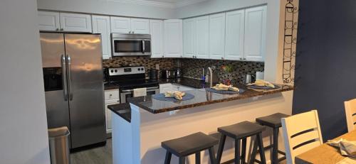 Heron Harbour Isle Apartment | Perfect, Cozy, Modern Beach Condo