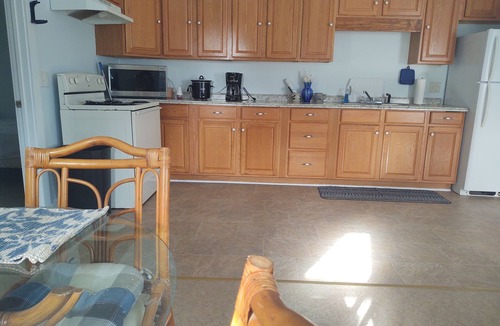 Cape Charles Condo | Perfect Cozy Vacation Rental on the Eastern Shore