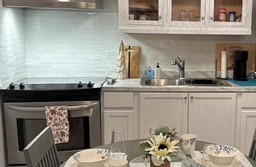 Bonanza Apartment | Perfect Cute Casita Getaway