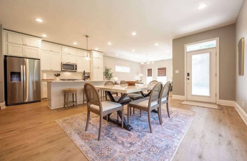 Indianapolis House | Perfect Downtown Location | Modern 3BR/3BA Home