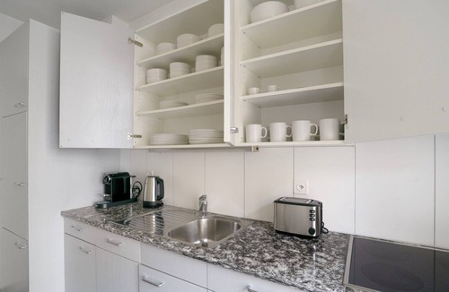 Enge Apartment | Perfect Enge 2BR w/Private W/D, near Central Market, by Blueground
